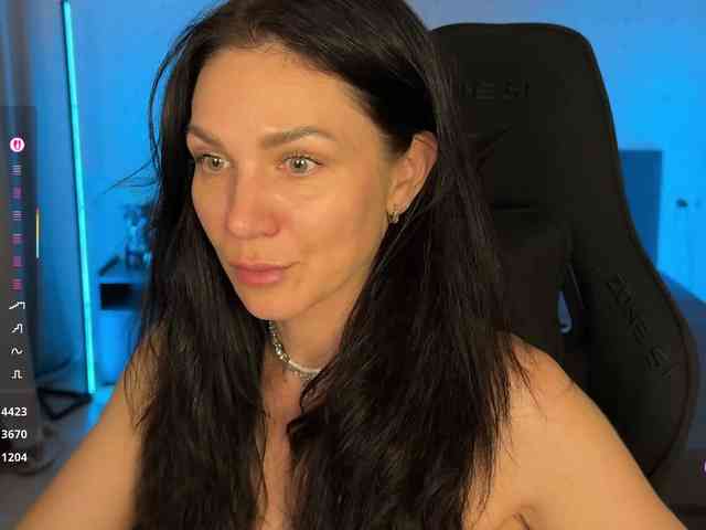 F_A_M_E webcam