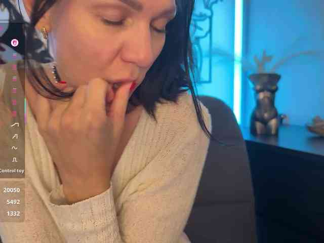 F_A_M_E webcam
