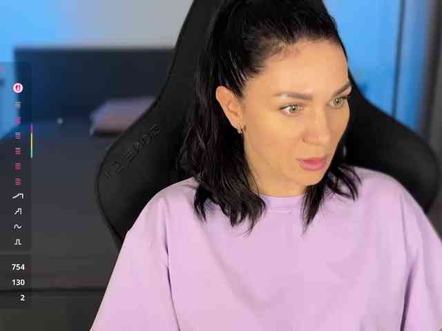 F_A_M_E webcam