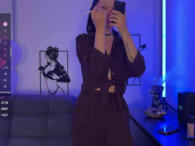 F_A_M_E webcam