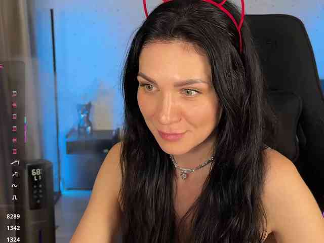 F_A_M_E webcam