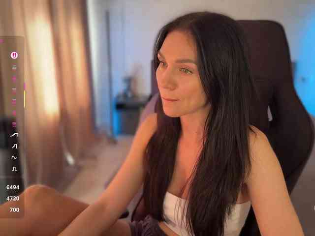 F_A_M_E webcam