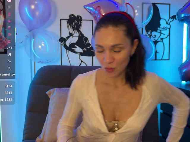 F_A_M_E webcam