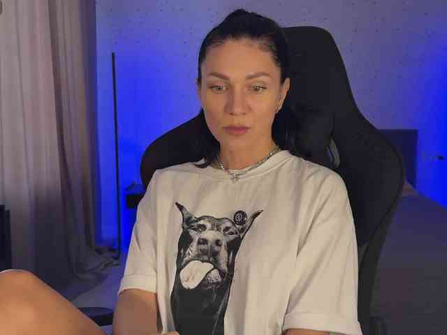 F_A_M_E webcam