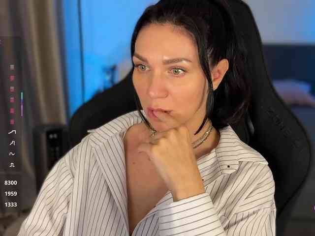 F_A_M_E webcam