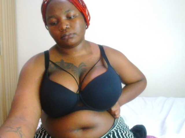 bustymelons69 live cam on BongaCams