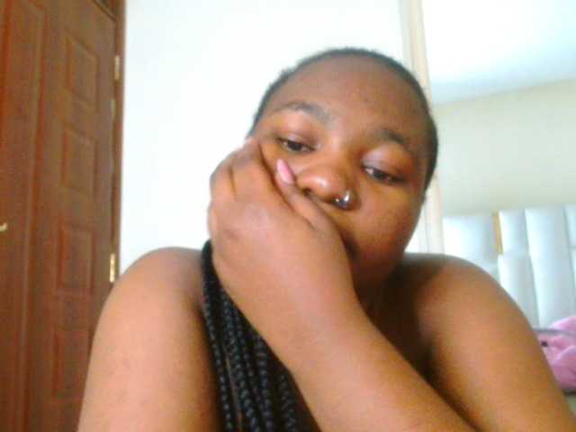 bustymelons69 live cam on BongaCams