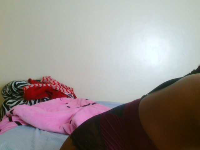 bustymelons69 live cam on BongaCams