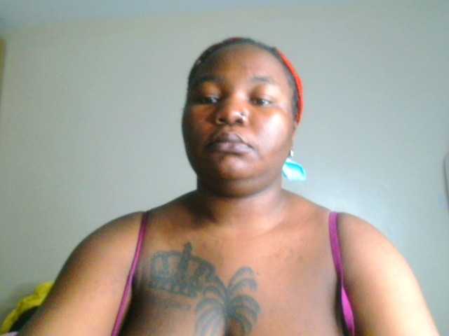 bustymelons69 live cam on BongaCams