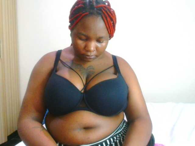 bustymelons69 live cam on BongaCams