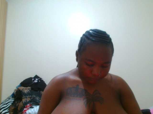 bustymelons69 Live Cam on BongaCams