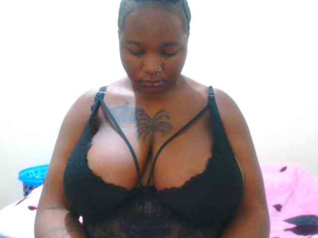 bustymelons69 webcam