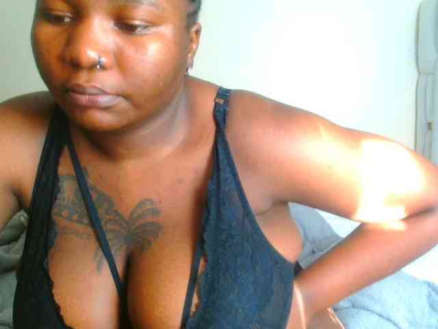 bustymelons69 webcam