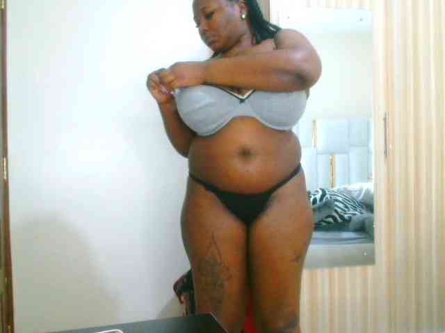 bustymelons69 webcam