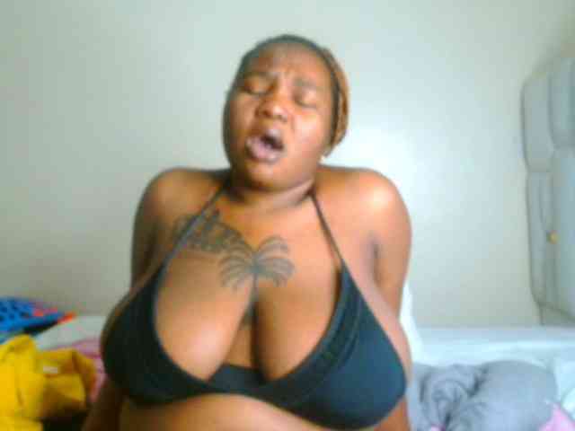 bustymelons69 webcam