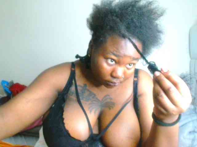 bustymelons69 webcam