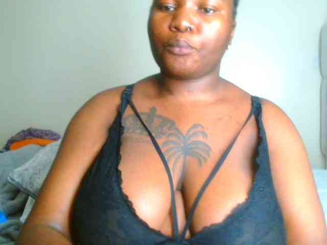 bustymelons69 webcam