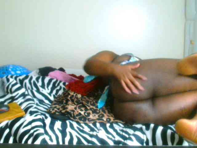 bustymelons69 webcam