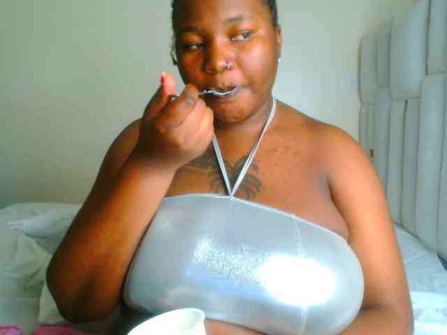 bustymelons69 webcam