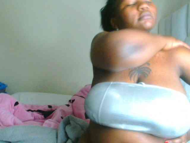 bustymelons69 webcam