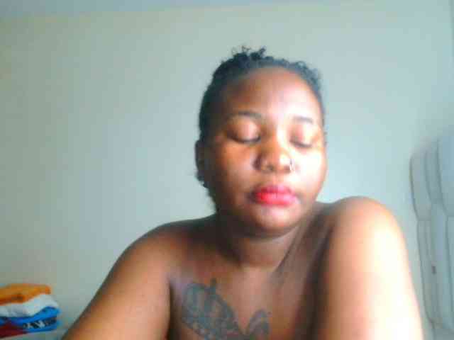 bustymelons69 webcam