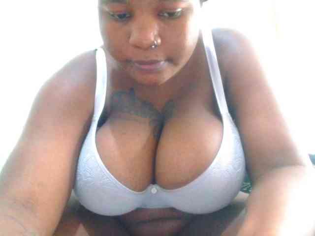 bustymelons69 webcam