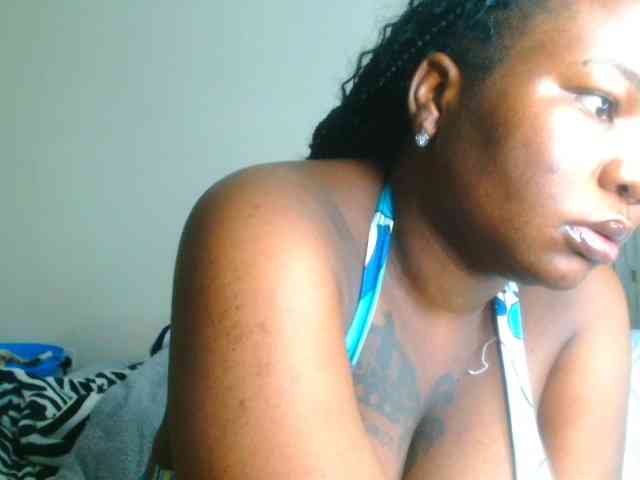 bustymelons69 webcam