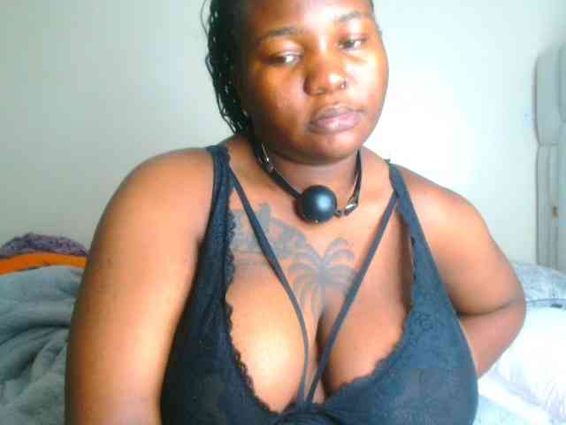 bustymelons69 webcam