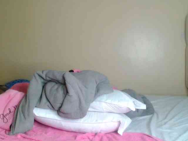 bustymelons69 webcam