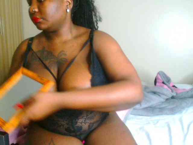 bustymelons69 webcam