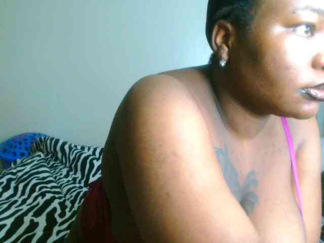 bustymelons69 webcam