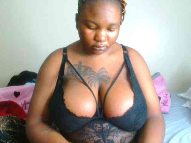bustymelons69 webcam