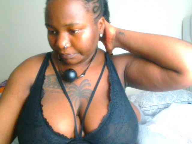 bustymelons69 webcam