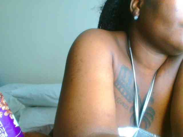 bustymelons69 webcam