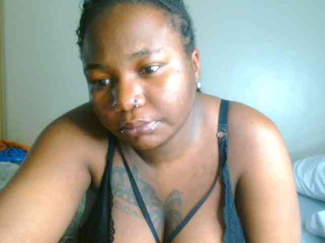 bustymelons69 webcam