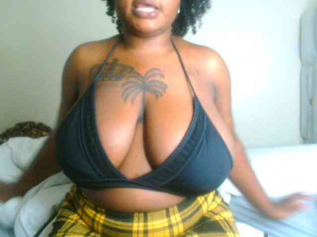bustymelons69 webcam