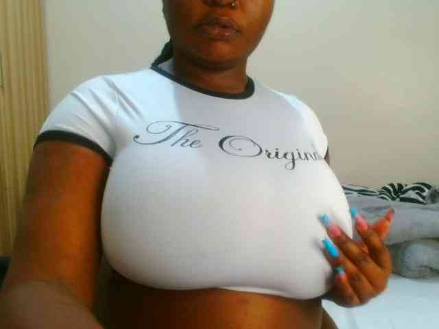 bustymelons69 webcam