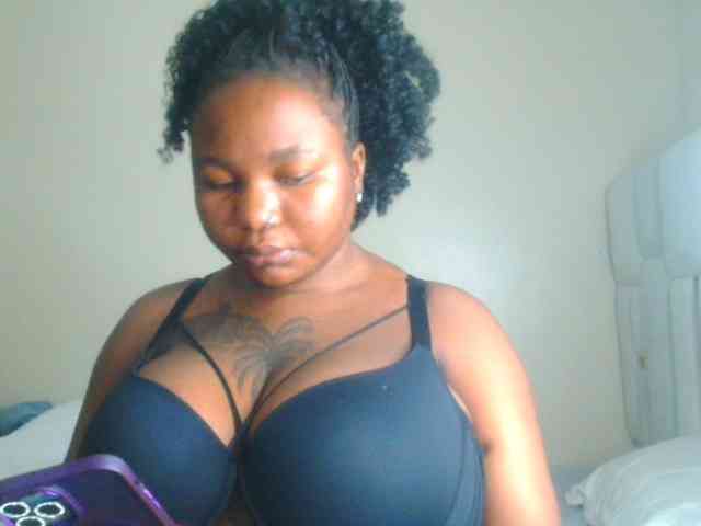 bustymelons69 webcam