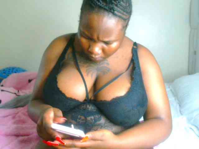 bustymelons69 webcam