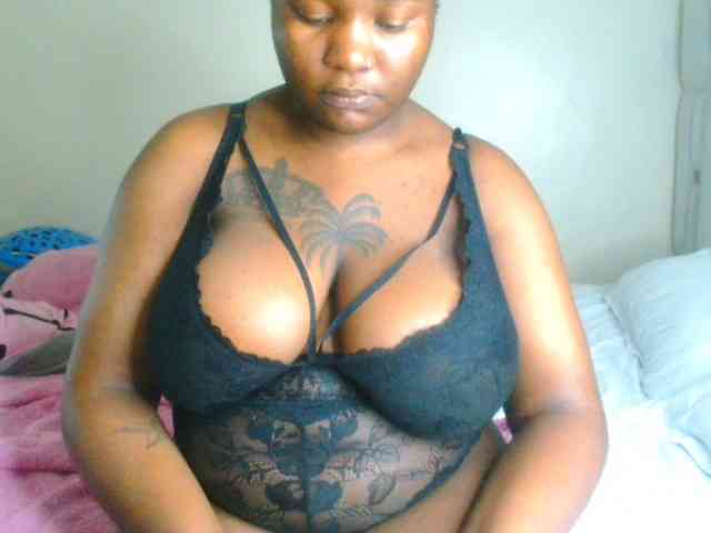 bustymelons69 webcam