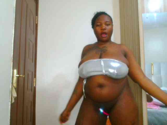 bustymelons69 webcam