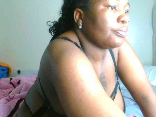 bustymelons69 webcam