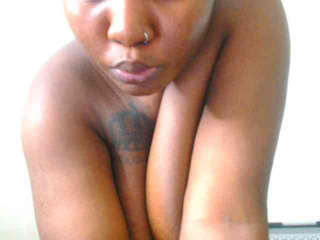 bustymelons69 webcam