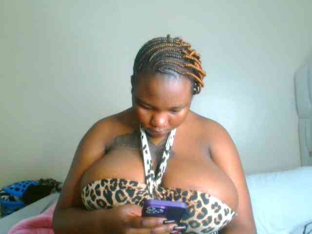 bustymelons69 webcam