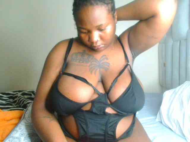 bustymelons69 webcam