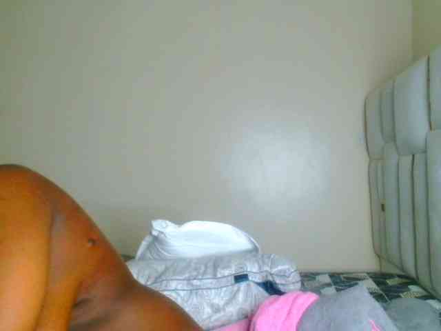 bustymelons69 webcam