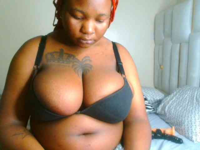 bustymelons69 webcam