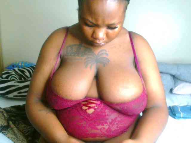 bustymelons69 webcam