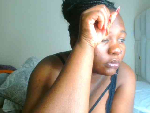 bustymelons69 webcam