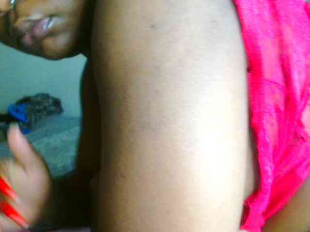 bustymelons69 webcam